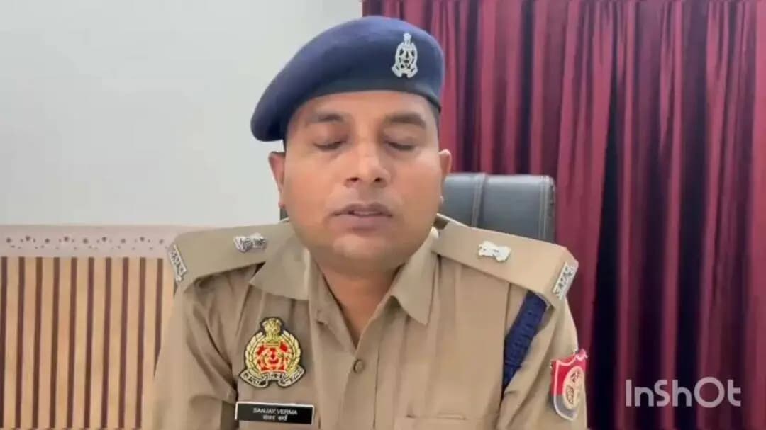 बलिया: चितबड़ागांव में चेन स्नेचिंग का खुलासा, जानें अपर पुलिस अधीक्षक संजय वर्मा ने क्या कहा