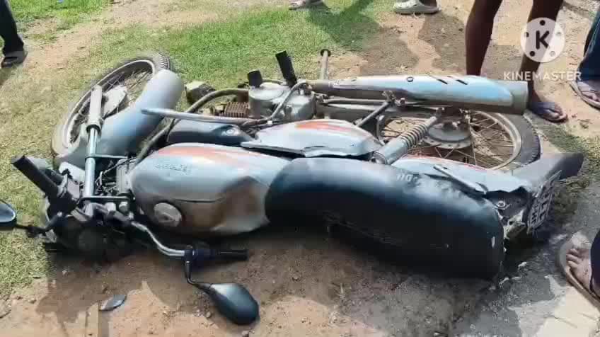 राहे: बुंडू अनुमंडल के सोनाहातु थाना क्षेत्र के बारेंदा में सड़क हादसे में पति पत्नी की मौत गुस्साए ग्रामीणों ने सिल्ली रंगामा