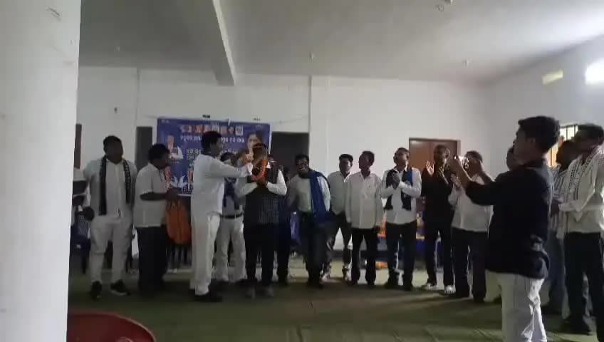 ରାୟଗଡା: କାଶୀପୁର ବ୍ଲକର ଗୋରଖପୁରସ୍ଥିତ କଲ୍ୟାଣମଣ୍ଡପ ପରିସରରେ ବହୁଜନ ସମାଜ ପାର୍ଟିର ବ୍ଲକସ୍ତରୀୟ କର୍ମୀ ସମ୍ମିଳନୀ ଅନୁଷ୍ଠିତ