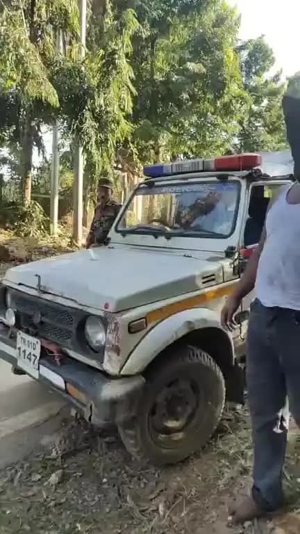 বিশালগড়: কমলাসাগর দেবরের হাতে বৌদি খুন, অভিযুক্তকে নিয়ে তদন্তে পুলিশ কিভাবে বৌদিকে খুন করলেন তা পুলিশকে পুনরাবৃত্তি করে দেখালেন