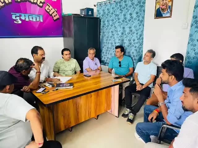 दुमका: दुमका जिला क्रिकेट संघ की बैठक में पंजीयन और एजीएम पर हुए फैसले