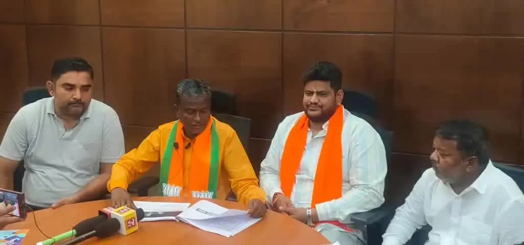 दुमका: पीएम मोदी के जन्मदिवस पर भाजपा का एक महीने तक सेवा अभियान