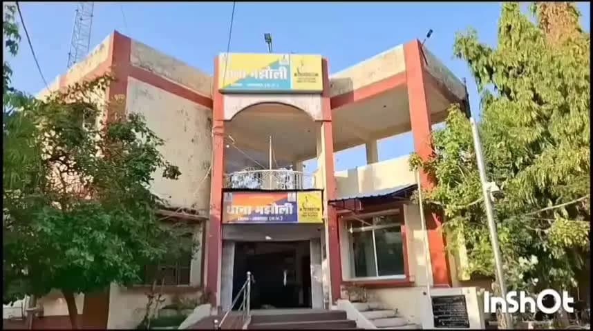 मझोली: मझौली थाना प्रभारी ने पुलिस बल को रात्रि गश्त तेज करने और संवेदनशील स्थानों की विशेष चेकिंग के निर्देश दिए