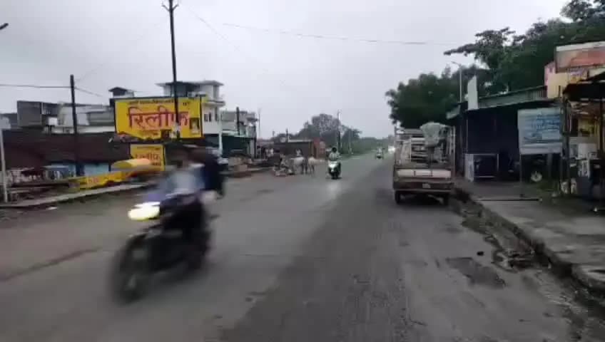 कुंडम: कुंडम थाना क्षेत्र में पुलिस ने अवैध शराब के धंधे में लिप्त तस्कर को गिरफ्तार कर 7 लीटर शराब जब्त की