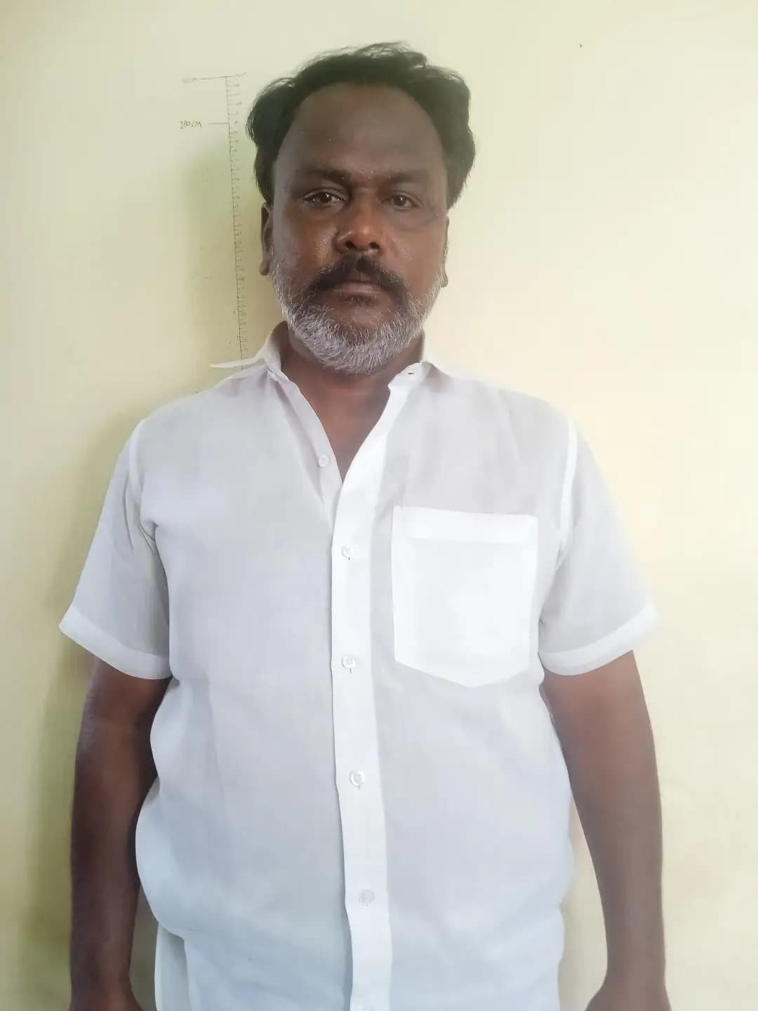 வேடசந்தூர்: சட்டவிரோதமாக மது விற்ற நபர் கைது - 345 பாட்டில்கள் பறிமுதல்