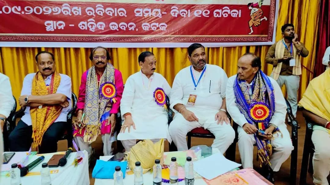 କଟକ ପୌରାଞ୍ଚଳ: କଟକରେ ଦୁର୍ଗାପୂଜା ପାଇଁ ଶାନ୍ତି କମିଟିର ବାର୍ଷିକ ବୈଠକ ହେଲା