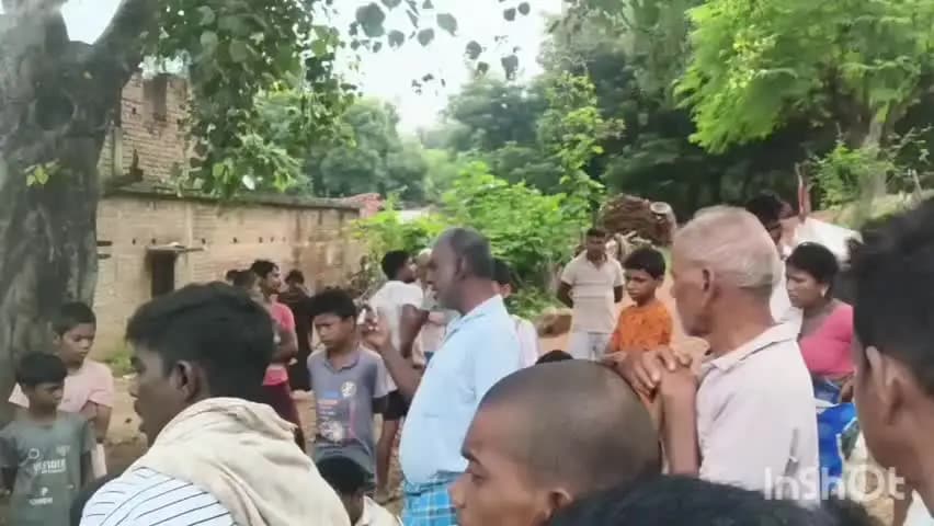औरंगाबाद: वाहिद बिगहा गांव में दिव्यांगता की आड़ में शराब का धंधा कर रहा था, ग्रामीणों ने घेरा, 40 लीटर शराब के साथ गिरफ्तार