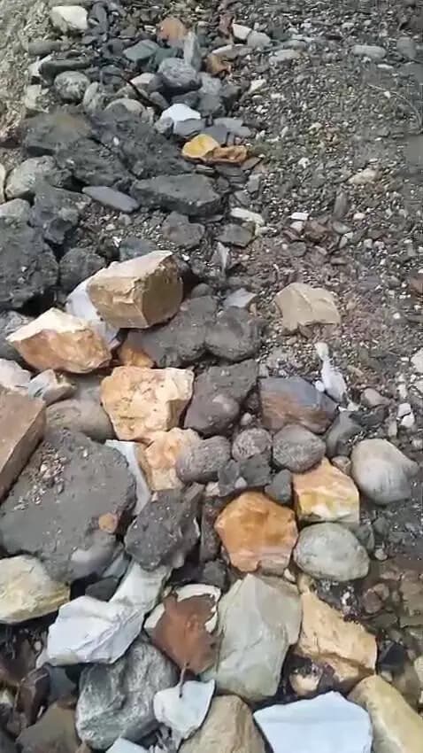 पिथौरागढ़ में महीनों से बंद सेरा–सिर्तोला मार्ग, ग्रामीणों को खाद्यान्न और आवाजाही में दिक्कत