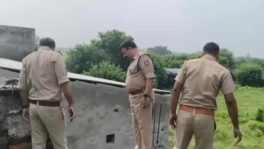 अलीगंज: अलीगंज मैनपुरी रोड पर फर्नीचर की दुकान से लाखों की चोरी, मौके पर अलीगंज क्षेत्राधिकारी और पुलिस जुटी जांच में