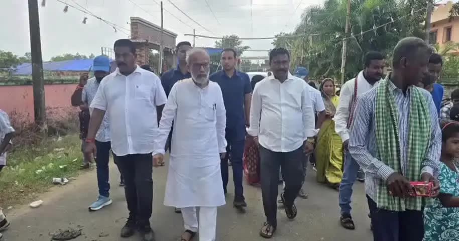 ବାଲେଶ୍ବର ସଦର: ମଙ୍ଗଳପୁର କମ୍ୟୁନିଟି ସେଣ୍ଟର ଓ ଶାସନବାଡ ପିଏମ୍ ଶ୍ରୀ ବିଦ୍ୟାଳୟରେ ଭାଷା ଗବେଷଣାଗାର ଉଦ୍ଘାଟନ କଲେ ସାଂସଦ ଓ ବିଧାୟକ