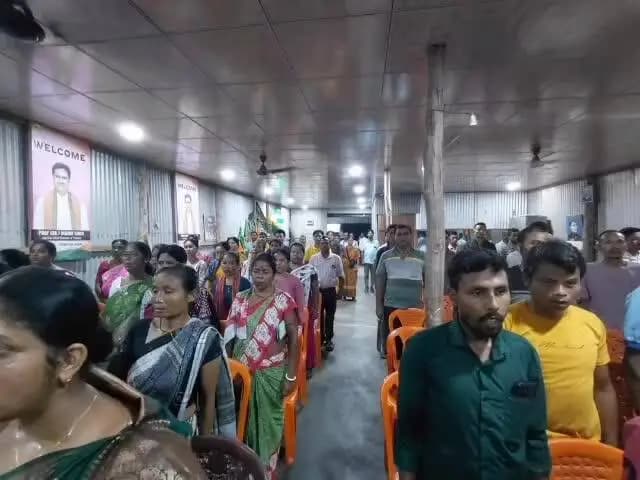 কাঞ্চনপুর: VC নির্বাচনকে সামনে রেখে আজ কাঞ্চনপুর মণ্ডল কার্যালয়ে একটি গুরুত্বপূর্ণ সাংগঠনিক বৈঠক অনুষ্ঠিত হয়