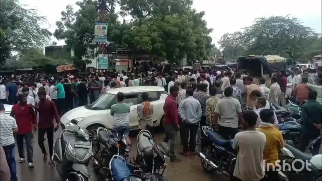 प्रतापगढ़: प्रतापगढ़ नगर परिषद में कांग्रेस ने 20 वार्डों में जीत हासिल की, भाजपा को 17 और निर्दलीय को 3 सीटें मिलीं