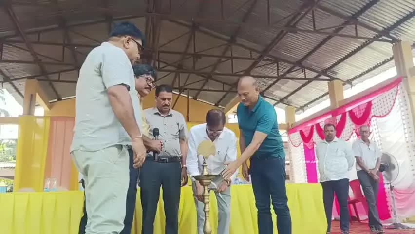 বঙাইগাঁও ভাগ: হিন্দী উচ্চতৰ মাধ্যমিক বিদ্যালয়ত প্ৰয়াত অধ্যাপক আৰ. এন. কুমাৰৰ প্ৰতিমূৰ্তি উন্মোচন কৰে বিধায়িকা দীপ্তিময়ী চৌধুৰীয়ে