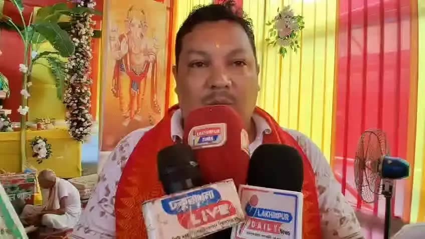 উত্তৰ লক্ষীমপুৰ: আহুচাউল গাঁৱত মনোজজ্যোতি ক্লাৱৰ উদ্যোগত সার্বজনীন শ্রীশ্রী গণেশ পূজা উদযাপন