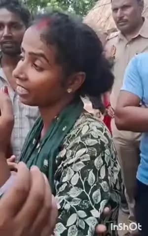 जलालपुर: जलालपुर में नवजात के जन्म के बाद महिला की मौत, परिजनों ने अस्पताल पर लापरवाही का आरोप लगाकर किया हंगामा