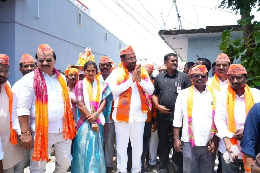 నారాయణపేట్: మక్తల్ లో ఘనంగా వినాయక చవితి శోభాయాత్ర: పాల్గొన్న మంత్రి వాకిటి శ్రీహరి