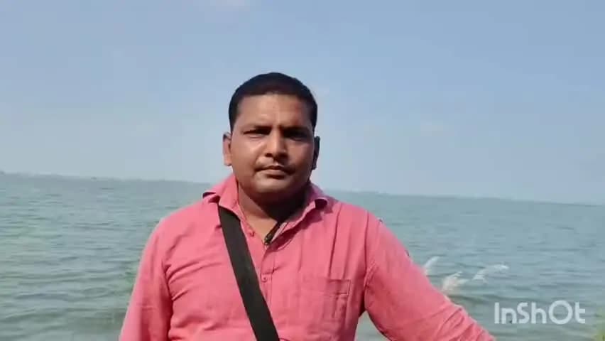 मुंगेर: गंगा का जलस्तर घटा, पर सिंघिया-माणगढ़ पथ पर बाढ़ का पानी, लोग परेशान