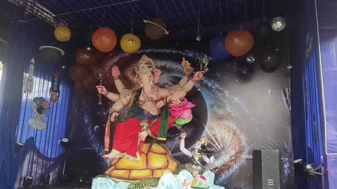 प्रतापगढ़: शहर में घर-घर विराजेंगे गणपति बप्पा, करीब 40 पंडालों में होगी स्थापना, भक्तों में उत्साह, पंडालों में पुलिस जाप्ता