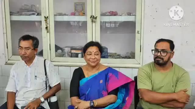 তেলিয়ামুড়া: আসন্ন ভিলেজ কমিটি নির্বাচনকে সামনে রেখে বড়মুড়া ক্যাফেটেরিয়াতে জনজাতি নেতৃত্বে নিয়ে সাংগঠনিক বৈঠক করে বিধায়িকা