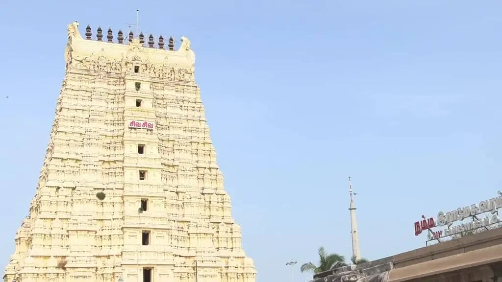 இராமேஸ்வரம்: ராமேஸ்வரம் கோயில் யானை ராமலட்சுமி: விநாயகரை துதிக்கை உயர்த்தி வணங்கிய நெகிழ்ச்சி காட்சி!