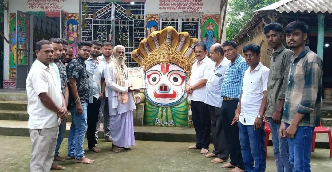 ମାହାଙ୍ଗା: ପୋଡାମରାଇ ଜୟଗୁର କୈବଲ୍ୟ ଆଶ୍ରମ ପ୍ରତିଷ୍ଠାତାକୁ ମାହାଙ୍ଗା ନିର୍ବାଚନ ମଣ୍ଡଳୀର ସମ୍ବର୍ଦ୍ଧନା