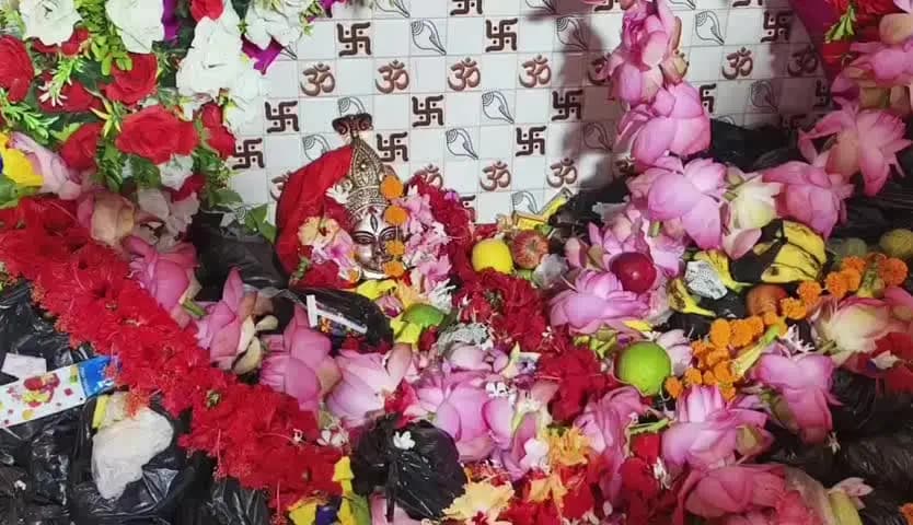 নলহাটি ১: পাইকপাড়া মা সর্বমঙ্গলার মন্দিরে বগাপঞ্চমী উপলক্ষে আজ বিশেষ পুজো, পুজো দিতে ভীর শতাধিক ভক্তদের