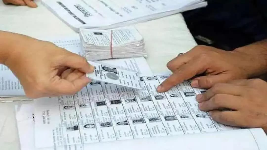 कालकाजी: दिल्ली चुनाव आयोग ने मतदाता सूची पुनरीक्षण पर ध्यान केंद्रित किया