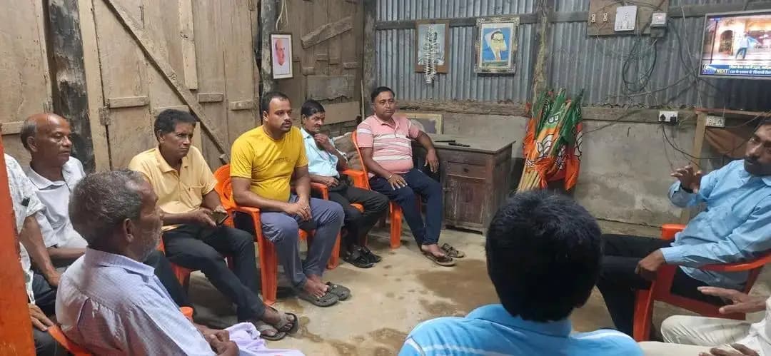 খোয়াই: সোনাতলা বিজেপি কার্যালয়ে আলোচনা সভা, খোয়াই মন্ডলের উপস্থিতি