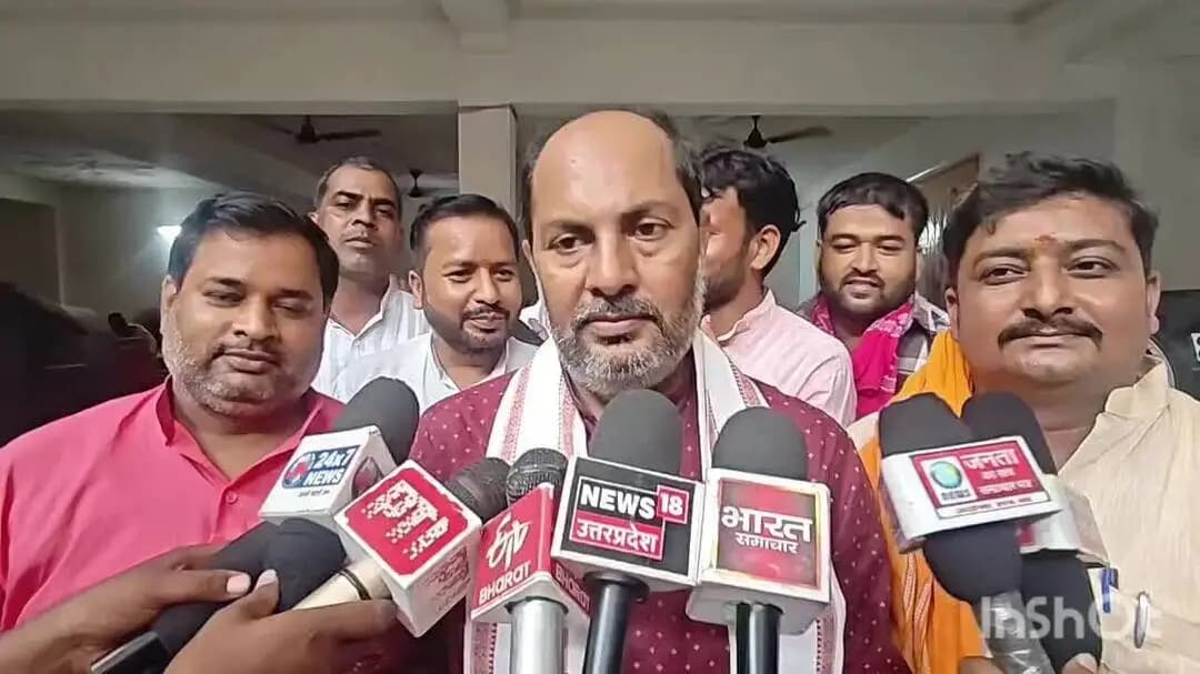 बलिया: 17 सितंबर से 17 अक्टूबर तक चलेगा सेवा संकल्प अभियान, फेफना खेल महोत्सव का भी होगा भव्य आयोजन