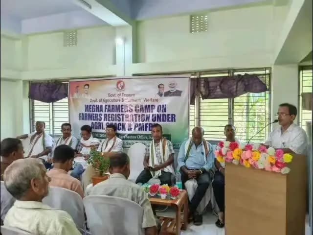 কাঞ্চনপুর: যুবরাজ নগর আর ভি ব্লকের অন্তর্গত কামেশ্বরে কৃষক দের মধ্যে কৃষি সামগ্রী বিতরণ ও কৃষকদের রেজিষ্ট্রেশন