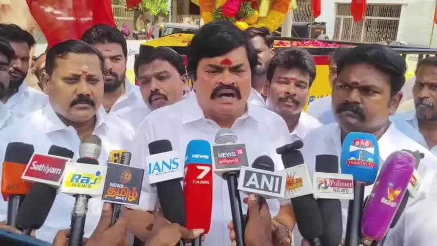 சிவகாசி: தவெக ஆட்சிக்கு கூட்டணி கட்சிகள் கொடுக்கின்ற முட்டுக்கட்டை நிலையானது அல்ல எந்த நேரத்திலும் தவெக ஆட்சிக்கு பெறா ஆபத்து முன்னாள் அமைச்சர்கே டி ராஜேந்திர