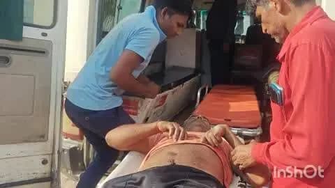 बिंदकी: अलीपुर मोड़ के समीप बिंदकी-चौडगरा मार्ग पर बाइक और साइकिल की टक्कर में दो लोग गंभीर घायल, किशोर बाल-बाल बचा