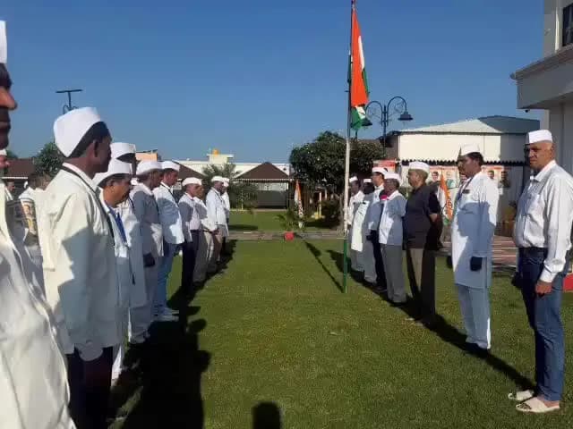 सीहोर नगर: कांग्रेस के प्रशिक्षण शिविर का दूसरे दिन झंडा वंदन के साथ हुआ शुभारंभ, बड़ी संख्या में कांग्रेसी रहे मौजूद