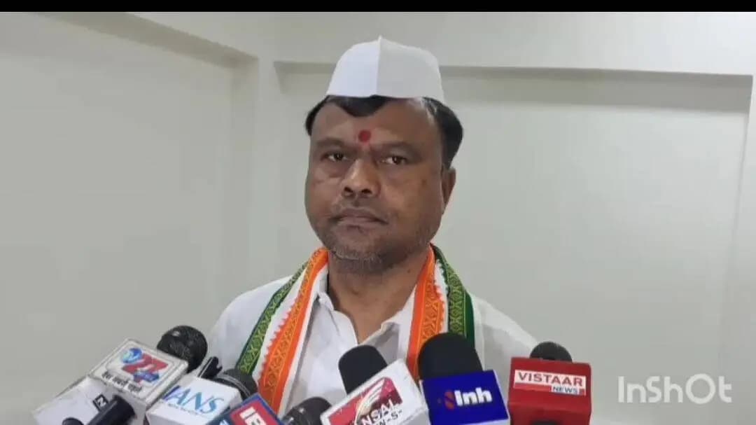 अंबिकापुर: छत्तीसगढ़ की पीसीसी चीफ दीपक बैज ने बीजेपी के सेवा संकल्प अभियान पर दिया बड़ा बयान, कांग्रेस ने किया पलटवार
