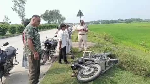बहादुरगंज: नसीमगंज चौक के पास अज्ञात वाहन की टक्कर से बाइक सवार घायल, पुलिस जांच में जुटी