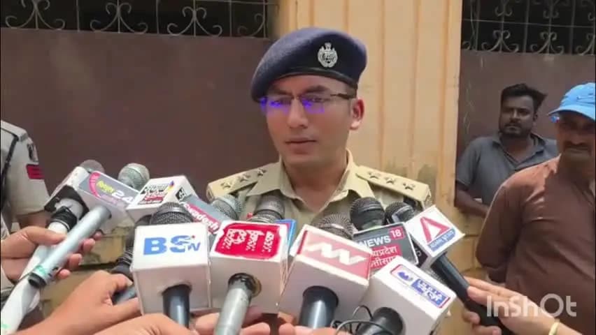 अंबिकापुर: अंबिकापुर रसूलपुर में अज्ञात लोगों ने अधेड़ व्यक्ति पर चाकू से किया जानलेवा हमला, जानकारी दी नगर पुलिस अधीक्षक राहुल बंसल ने