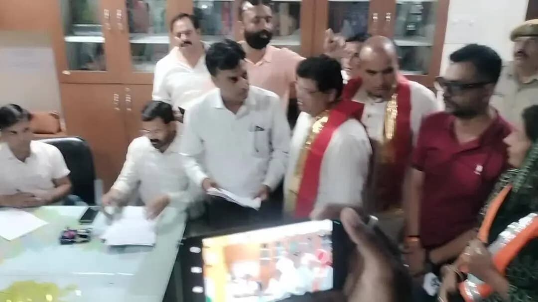 राजसमंद: नगर परिषद सभापति के लिए BJP की ओर से अनीता पालीवाल ने भरा नामांकन
