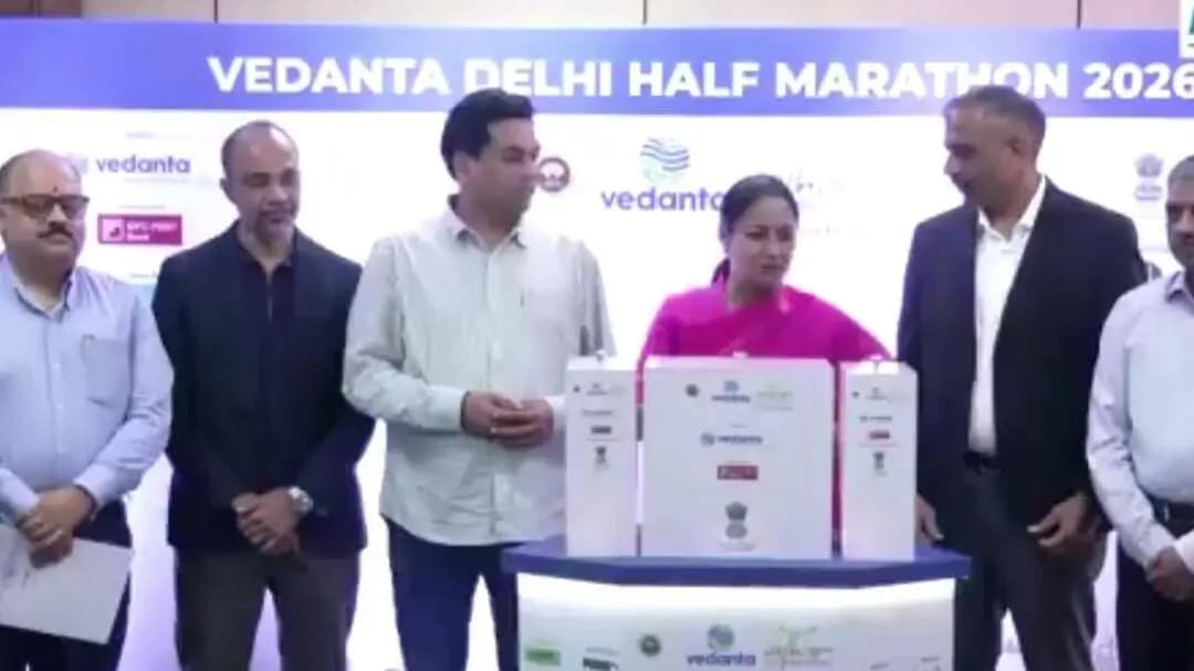 सीएम रेखा गुप्ता ने वेदांता हाफ मैराथन के 21वें संस्करण के विजेताओं को किया सम्मानित