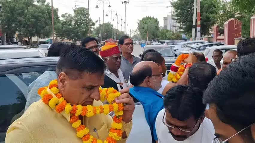 चूरू: नगर परिषद में भाजपा से सभापति के लिए विनय उर्फ शेरू गोयनका ने भरा नामांकन, 21 सितम्बर को होगा मतदान