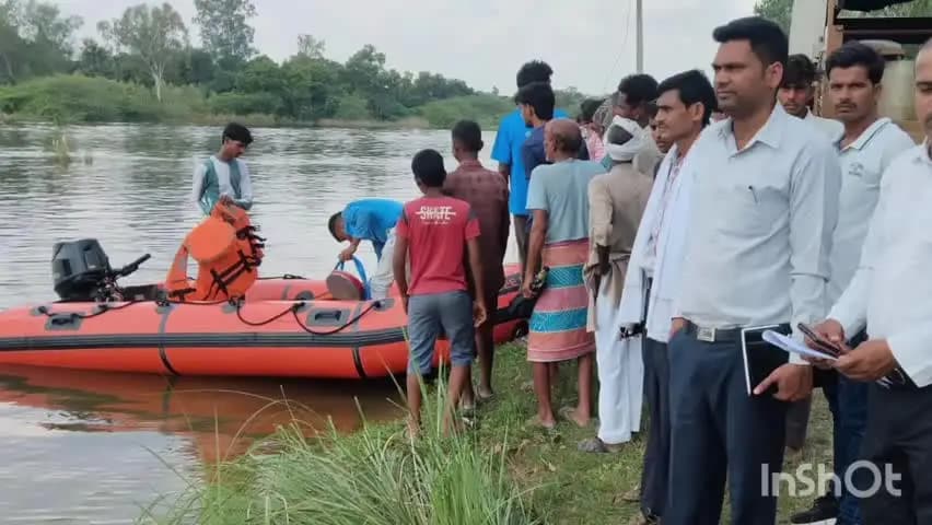 संडीला: सई नदी में नहाते समय डूबे भाई-बहन के शव बरामद, परिजनों का रो-रोकर बुरा हाल