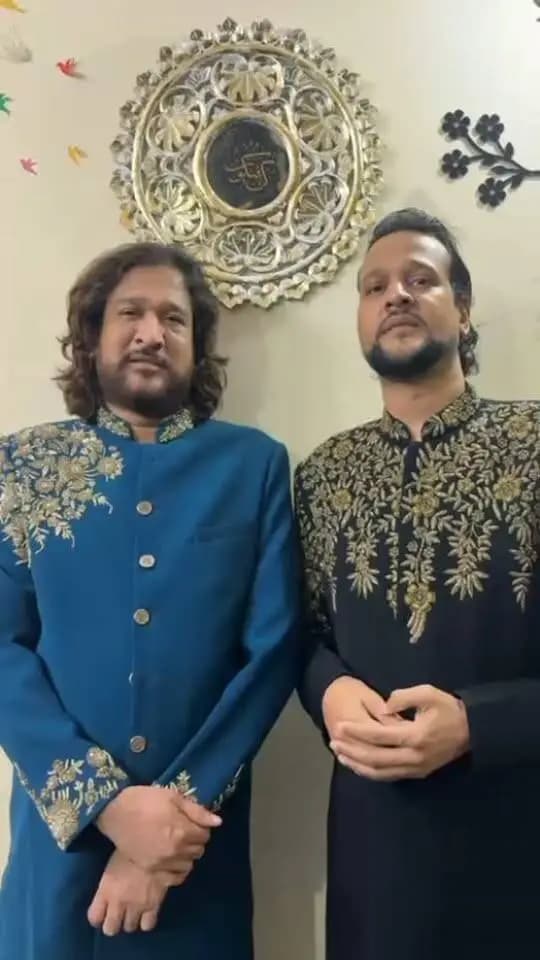 🎶✨ तो जहानाबाद हो जाइए तैयार... सूफियाना सुरों में सराबोर होने के लिए! ✨🎶
25 सितम्बर को काको, जहानाबाद की सरज़मीं पर सजेगी सूफी संगीत से सजी सूफी महोत्सव की यादगार शाम!
🎤 विश्वप्रसिद्ध निज़ामी ब्रदर्स अपनी रूहानी कव्वाली और सूफियाना कलाम से 25 सितम्बर को आयोजित होने वाले सूफी महोत्सव की शाम को सुरों से सराबोर करने आ रहे हैं। ❤️🎵
पर्यटन विभाग, बिहार सरकार एवं जिला प्रशासन, जहानाबाद द्वारा आयोजित इस खास शाम में आइए और बनिए सूफी संगीत के इस खूबसूरत सफर का हिस्सा।
📍 काको, जहानाबाद
📅 25 सितम्बर, 2026
📣 जहानाबाद… हो जाइए तैयार!
25 सितम्बर की शाम… सूफी महोत्सव के नाम! ❤️🎶
#सूफी_महोत्सव #काको_जहानाबाद #निज़ामी_ब्रदर्स #सूफियाना_शाम बिहार_पर्यटन जिला_प्रशासन_जहानाबाद #विकसित_भारत_समृद्ध_बिहार_आदर्श_जहानाबाद