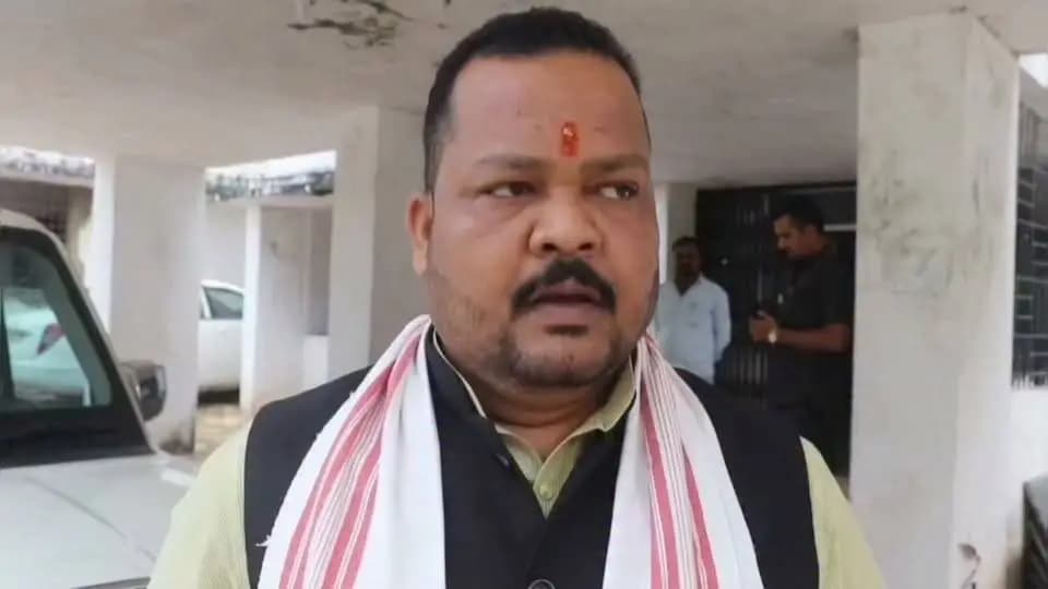 माननीय प्रधानमंत्री श्री नरेंद्र मोदी जी के जन्मदिवस पर आइए, ‘आशीर्वाद का दीया’ जलाकर सेवा और राष्ट्र निर्माण के संकल्प से जुड़ें:- विधायक श्री शरद कोल
#सेवा_संकल्प_अभियान #SevaSankalpAbhiyan #AshirwadKaDiya #शहडोल #shahdol