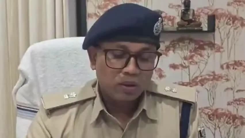 खगौल: शाहपुर में नाव से लाई जा रही 467 लीटर शराब बरामद, दो गिरफ्तार