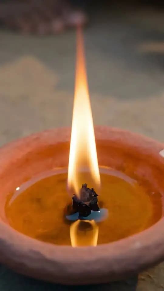 आज शाम छत्तीसगढ़ होगा रोशन…🪔🪔
प्रधानमंत्री श्री नरेन्द्र मोदी जी की 25 वर्षों की अविराम राष्ट्रसेवा, समर्पण और राष्ट्रनिर्माण के संकल्प का स्मरण “सेवा संकल्प अभियान”
आइए, जनकल्याण और जनभागीदारी के इस अभियान में सहभागी बनें और प्रधानमंत्री जी के सेवा का स्मरण करते हुए अपने घर-आँगन में 'आशीर्वाद का दीया' प्रज्वलित करें।
🗓️ 17 सितंबर, 2026
⏰ शाम 7 बजे
#सेवा_संकल्प_अभियान #आशीर्वाद_का_दीया #AshirwadKaDiya #SevaSankalpAbhiyan #SevaSankalp