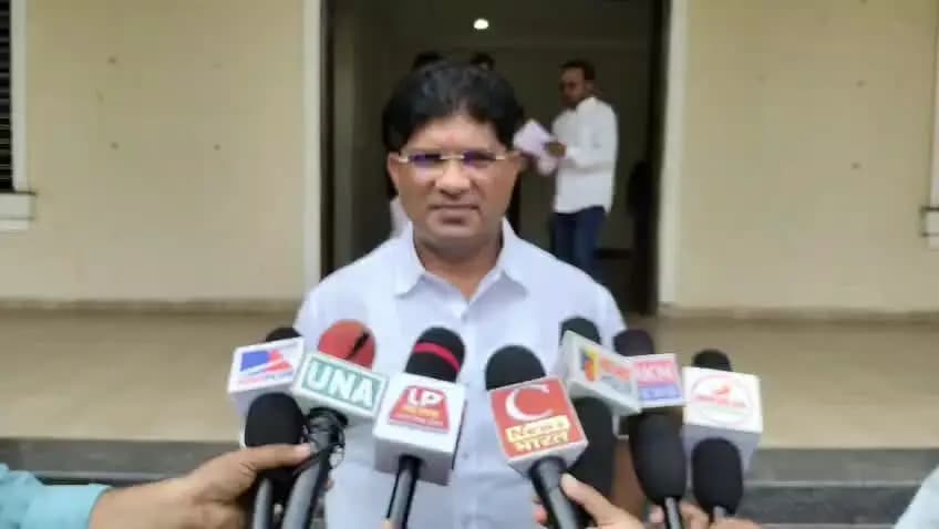 पाटन: पीएम मोदी के जन्मदिन पर दुर्ग में कांग्रेस का तीखा हमला, जनता महंगाई-बेरोजगारी में पिस रही और जल रहे दीए