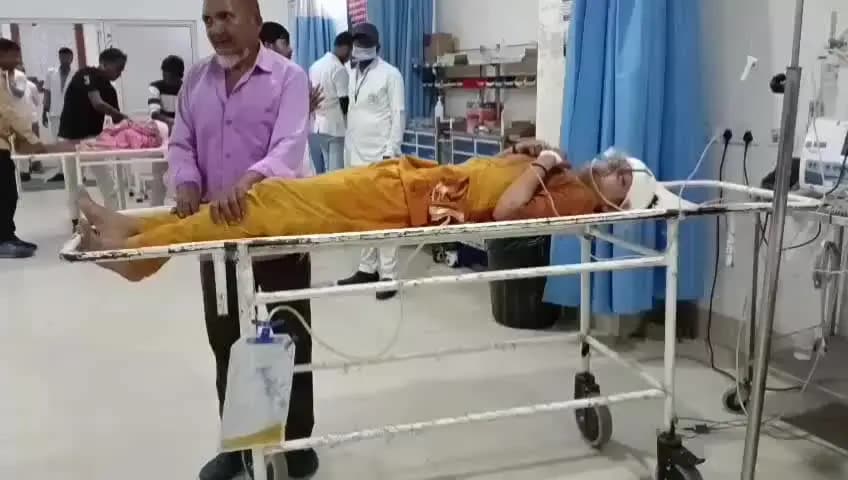 सकलडीहा: धानापुर कस्बा में मजार पर गई किशोरी पर हुआ हमला, हालत नाजुक, हमलावरों की तलाश में जुटी पुलिस