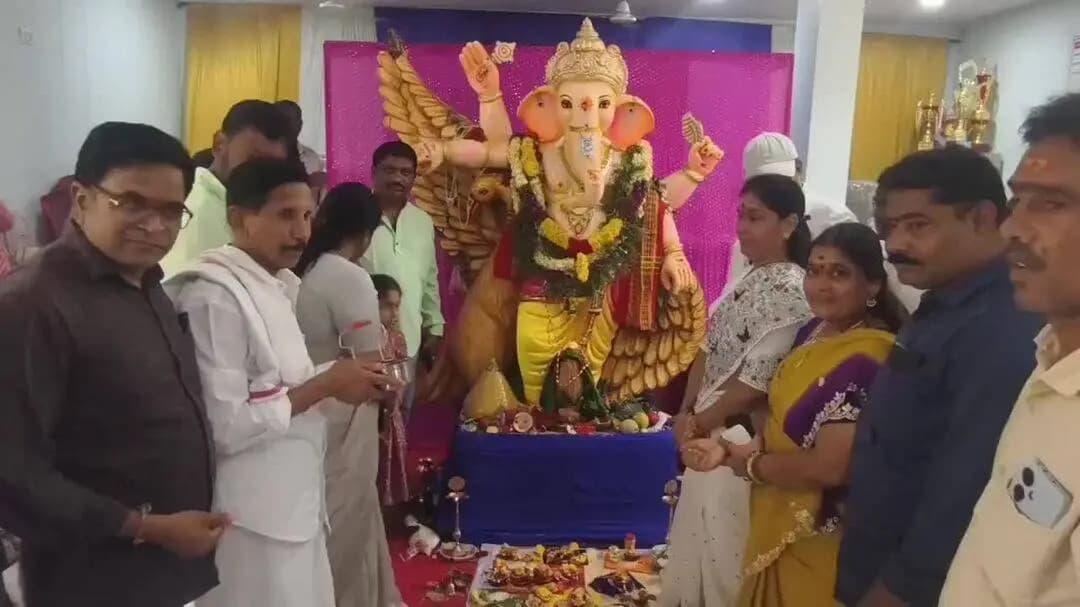 జగిత్యాల: ప్రెస్ క్లబ్ ఆధ్వర్యంలో ఘనంగా గణపతి పూజ, అన్నదానం.. కార్యక్రమంలో పాల్గొన్న : మున్సిపల్ చైర్ పర్సన్ సమిల్లా వాణి
