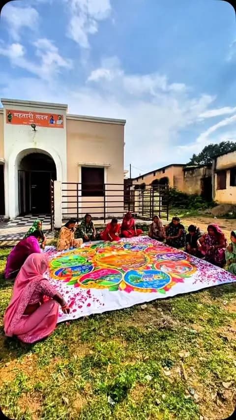 महतारी सदनों में महिलाएं जलाएंगी संकल्प का दीया
जिले के महतारी सदनों में महिलाएं ‘आशीर्वाद का दीया’ जलाकर सेवा, समर्पण और विकसित भारत के सामूहिक संकल्प में सहभागी बनेंगी।
#SevaSankalpAbhiyan #सेवा_संकल्प_अभियान