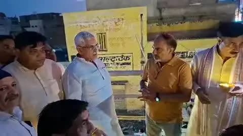 रोहतक: रोहतक प्रधानमंत्री नरेंद्र मोदी के जन्मदिन पर भारत के पहले एलिवेटिड रेलवे ट्रक पर लगाए हजारो दिए।
