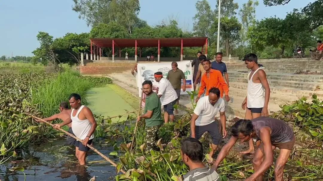 सदर: गोसाईगंज में विशेष स्वच्छता अभियान का शुभारंभ
